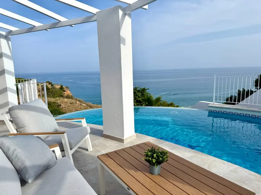 Voll ausgestattetes Apartment mit Pool, schnellem Internet und Garten | Strandblick | Strand in der Nähe - Image 1