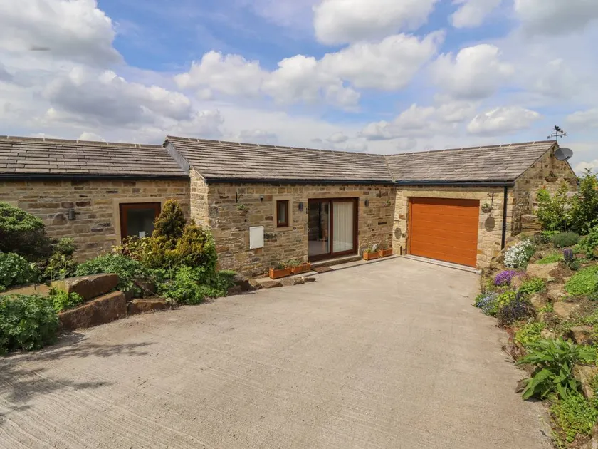 Fully equipped pleasant cottage with garden - Image 1
