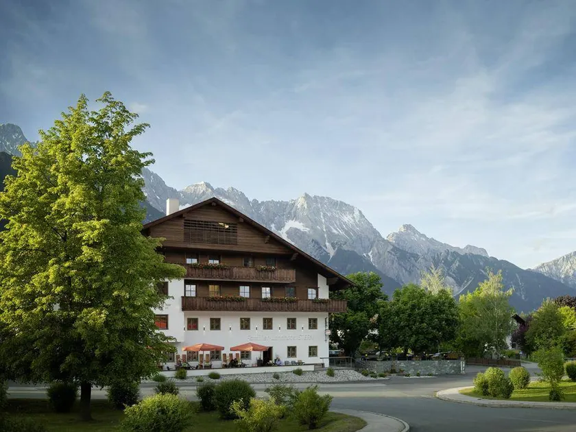 Aparthotel with garden, terrace & pool - Image 1