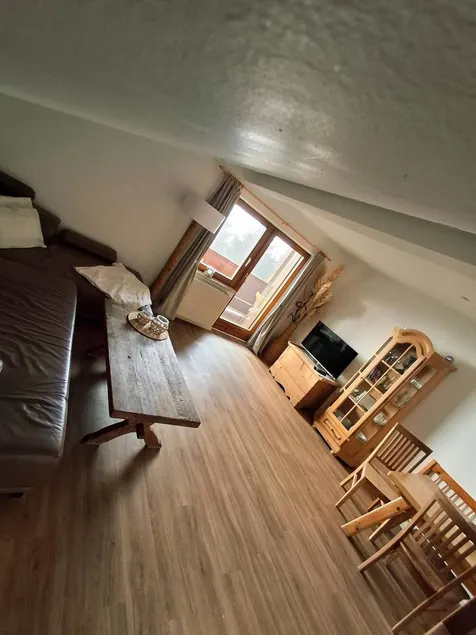 Apartment with garden, barbeque & terrace - Image 1