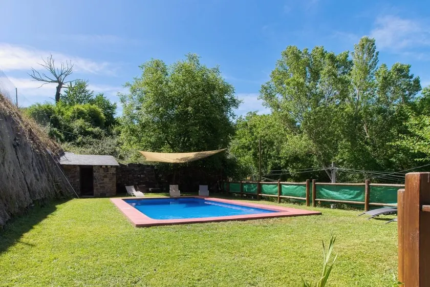Landhaus 'Ribera Del Cantero' mit Bergblick, privatem Pool und WLAN - Image 1