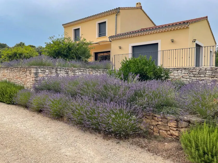 Villa with barbecue, private pool & garden - Image 1