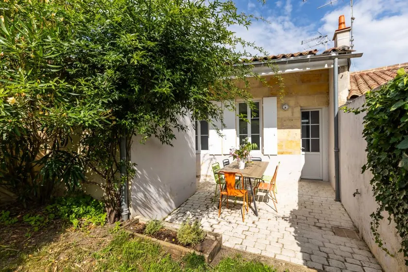 Maison de vacances avec internet haut débit, terrasse et jardin - Image 1