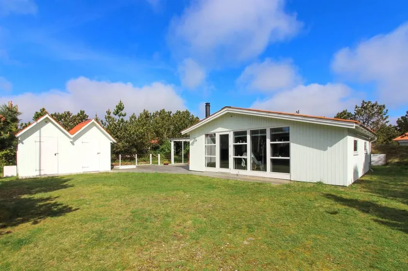 Casa vacacional apropiada para familias con terraza y barbacoa - Image 1
