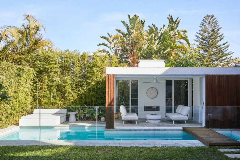 Ferienhaus mit Pool, Garten und Grill - Image 1