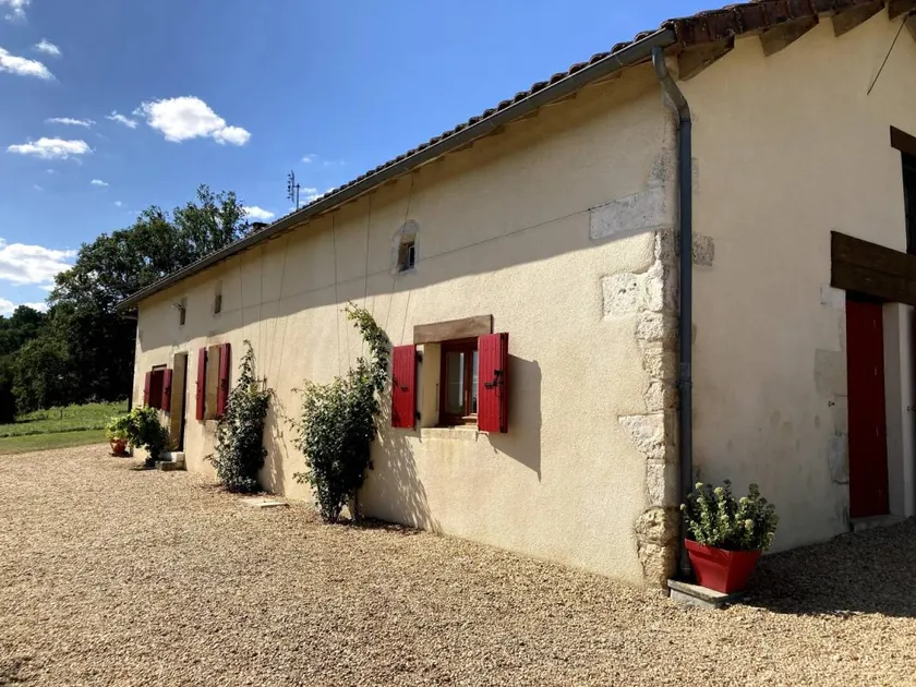 Gite with private pool, BBQ & garden | Lake view - Image 1