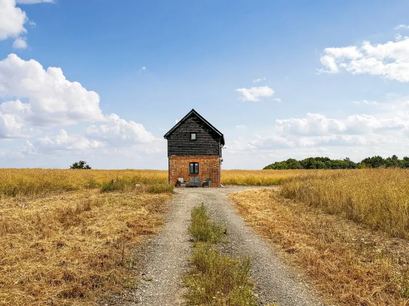 Cottage with garden | River view - Image 1