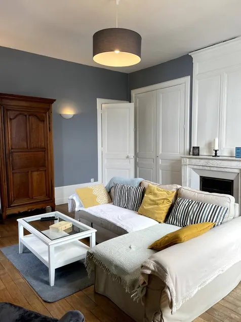 Apartment 'Villa Isabelle' with Mountain View, Private Terrace and Wi-Fi - Image 1