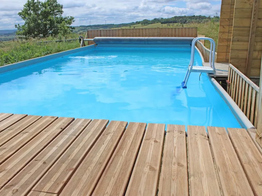 Accessible house with pool, wifi and parking in Châtellenot - Image 1