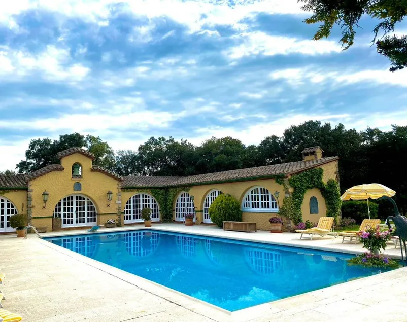 Fully equipped lovely finca with garden, fast internet & private pool | Lake view | Perfect for remote work | Dogs allowed - Image 1