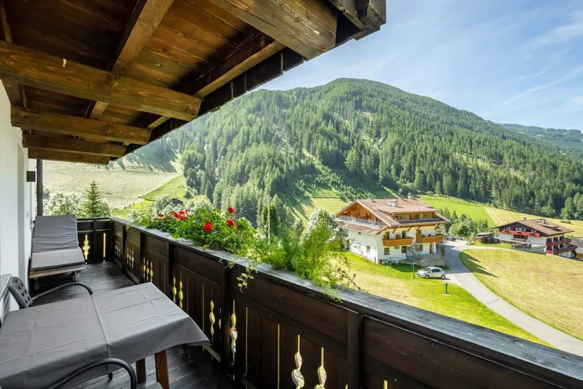 Appartamento con giardino e griglia | Vista sul fiume - Image 1