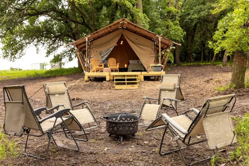 Charming Vineyard Glamping Tent with Wine Tastings near Lake Shetek in Currie, Minnesota - Image 1