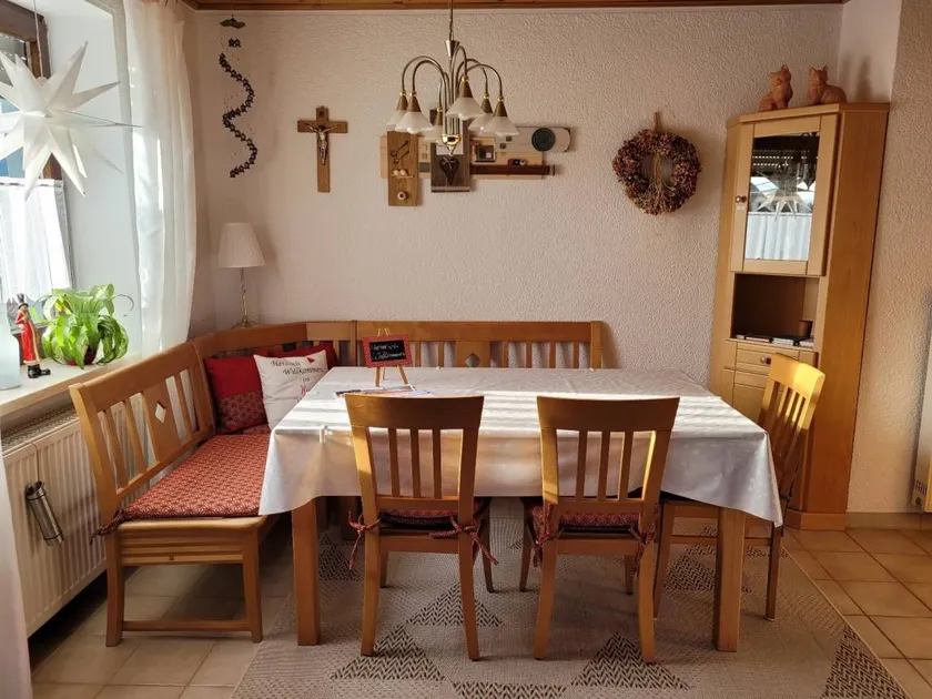 Apartamento vacacional con sauna, jardín y barbacoa - Image 1