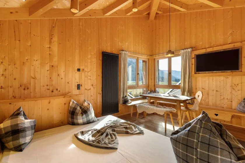 Apartment 'Blasla Sterngugga' with Mountain View, Private Terrace and Wi-Fi - Image 1