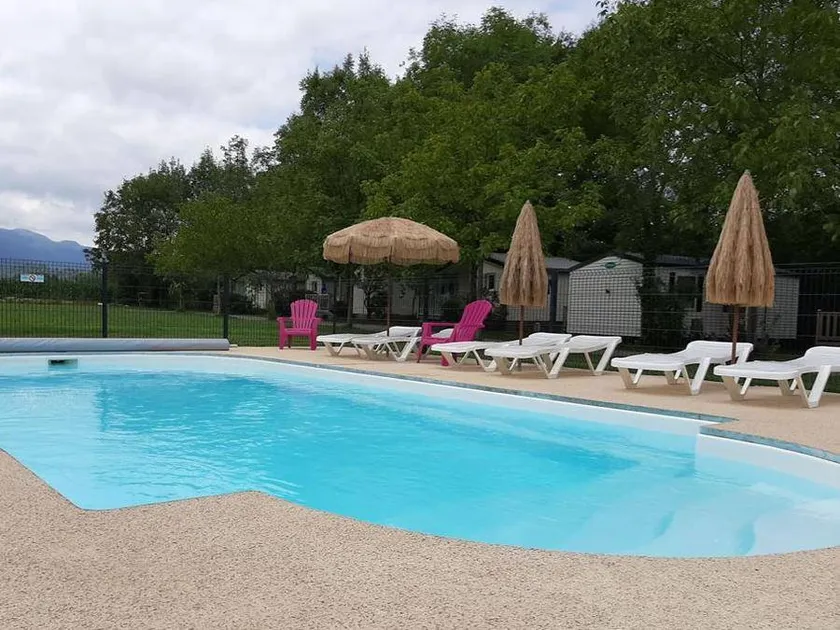 Chalet con terrazza e piscina riscaldata | Accetta animali domestici - Image 1