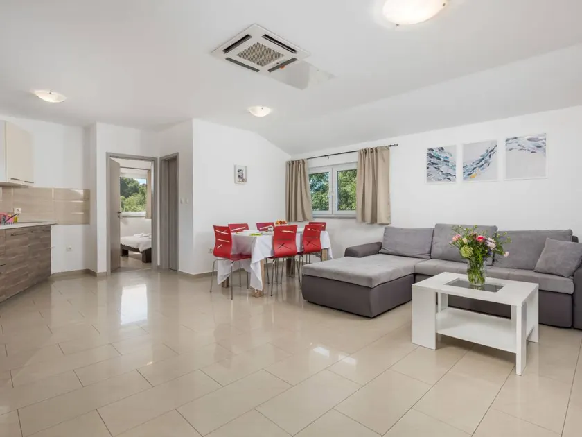 Holiday apartment with barbeque | Sea view - Image 1