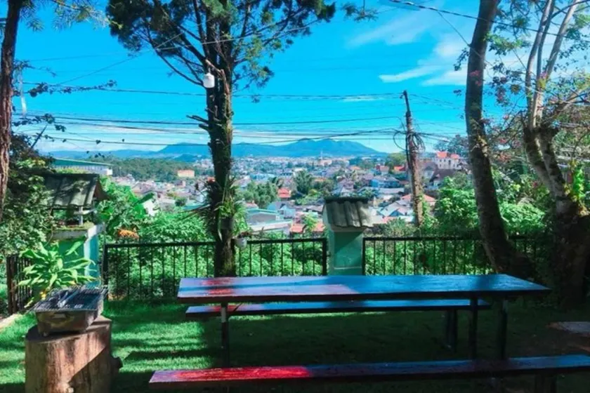 Pleasant house with 4 bedrooms for 13 persons - Image 1