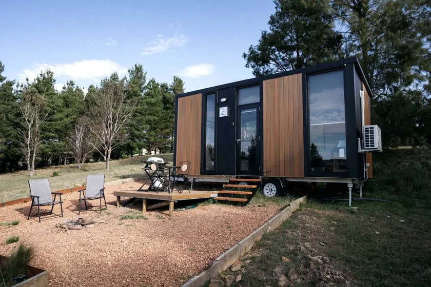 Comfortable Pet-Friendly Tiny House with Living Area, Loft and Barbecue in New South Wales, Australia - Image 1