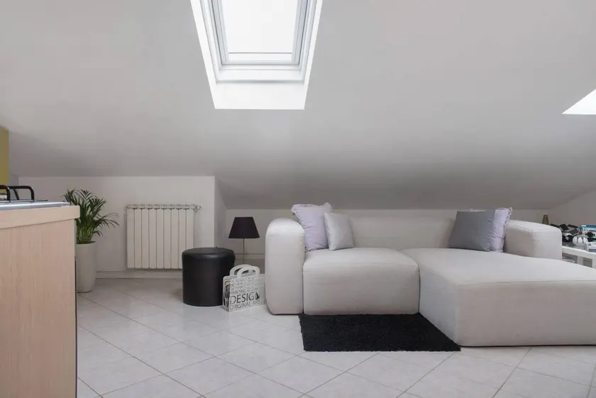 Attic apartment 'Massimo - Verbania Intra' with Wi-Fi and Air Conditioning - Image 1