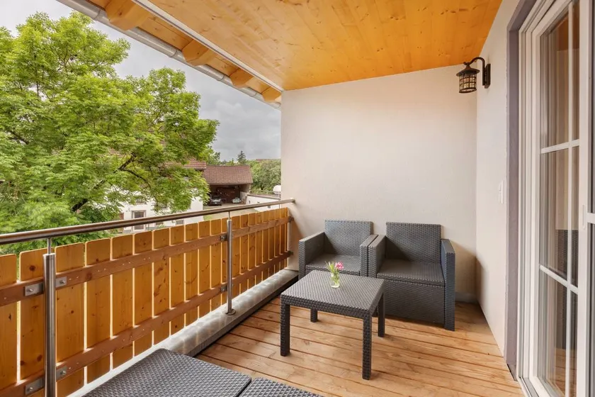 Apartment 'Ferienwohnung Gutach' with Shared Garden, Balcony and Wi-Fi - Image 1