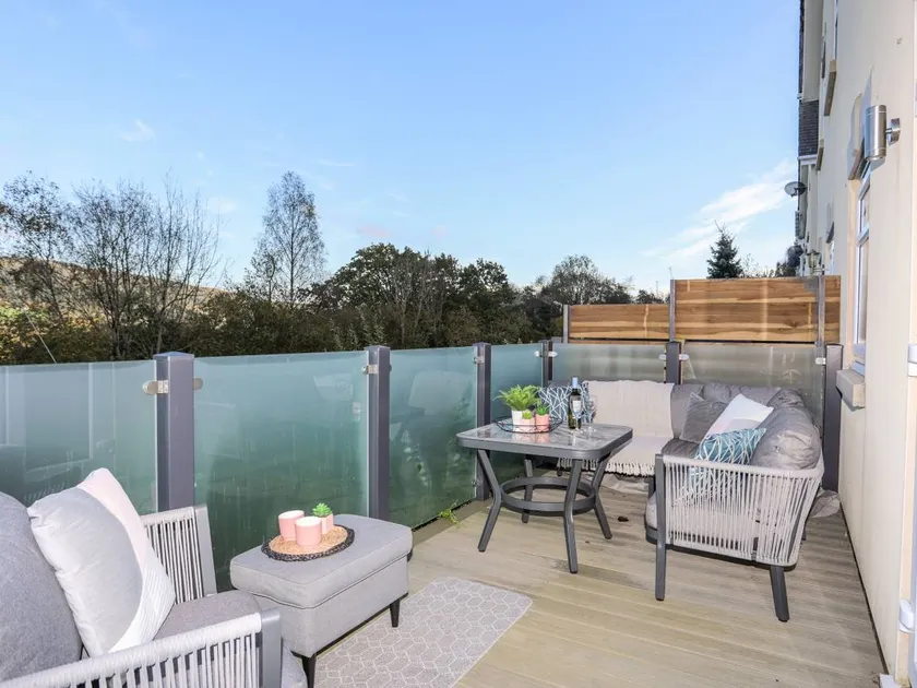 Family-friendly cottage with garden - Image 1