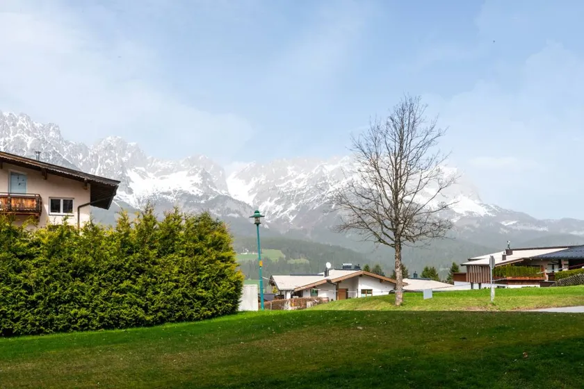 Flat with garden & terrace | Close to the ski | Dogs allowed - Image 1