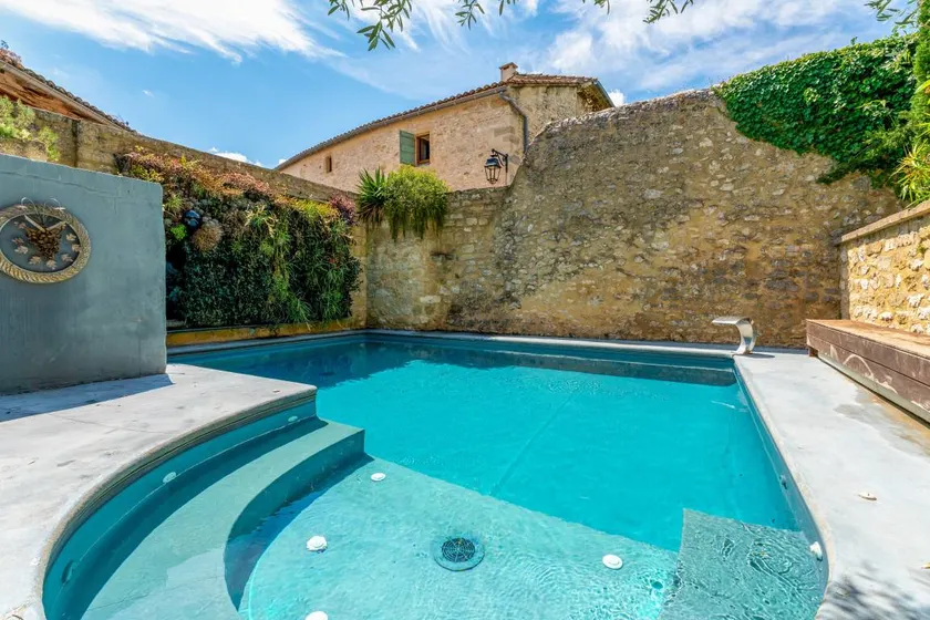 Splendida camera privata con giardino e piscina | Sono ammessi animali domestici - Image 1