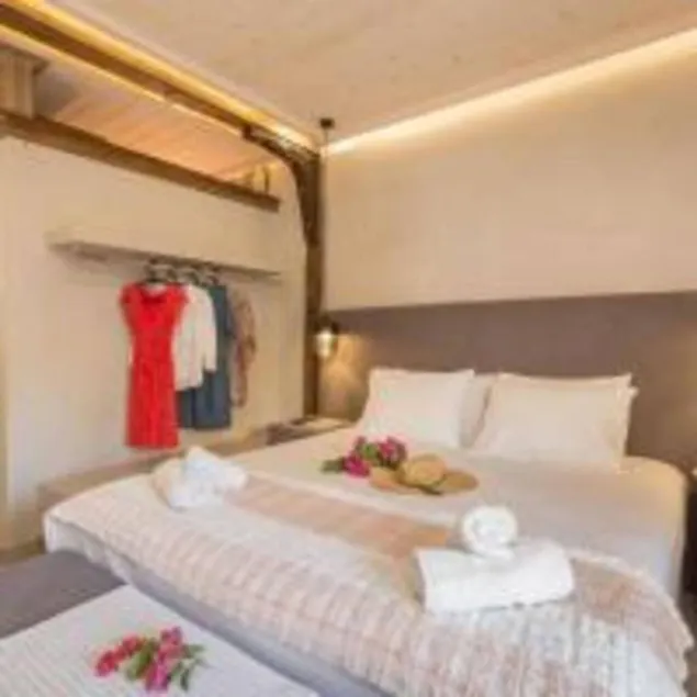 Stone Suite B - Image 1