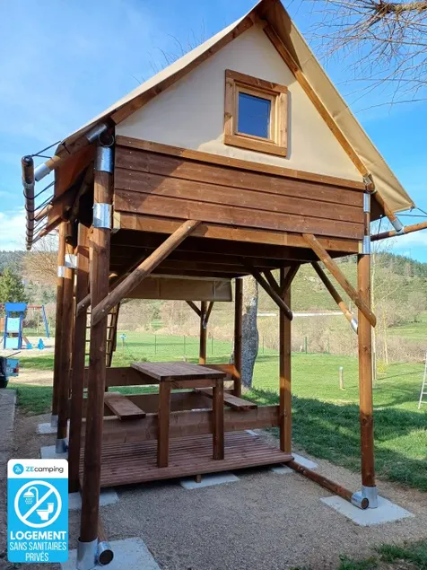 Charming holiday home with heated pool & BBQ | Pets are welcome - Image 1