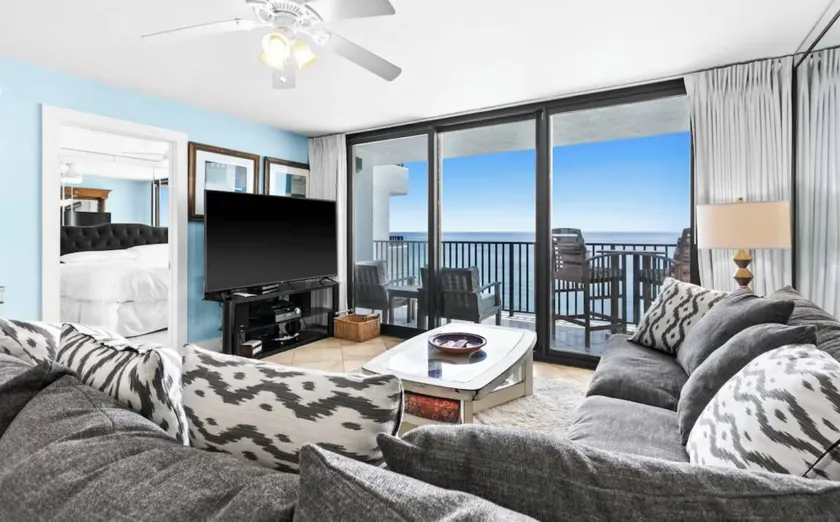 Appartement en copropriété avec barbecue et piscine chauffée - Image 1