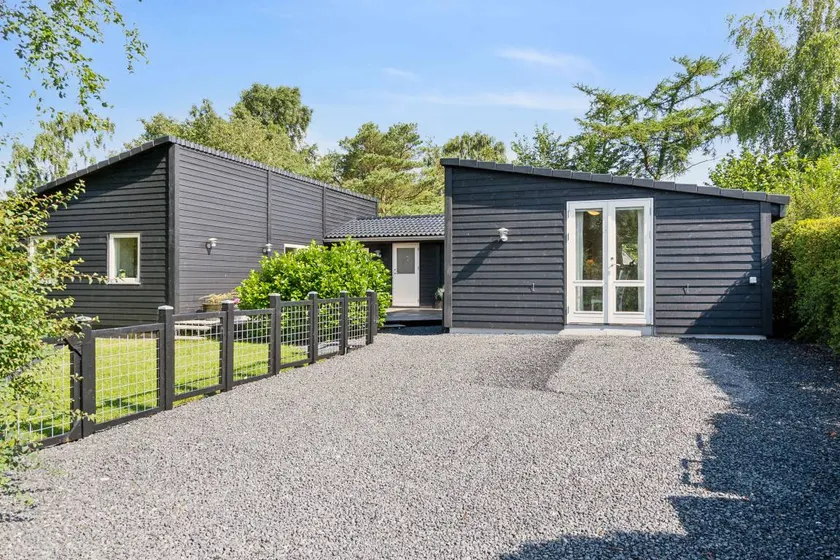 Lovely summer house close to Stillinge Beach - Image 1
