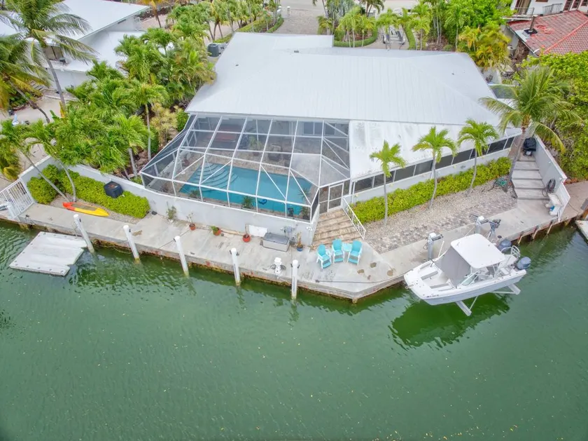 Merveilleuse maison de vacances conviviale et familiale avec barbecue, terrasse et piscine privée | Vue sur l'eau | Avec animaux bienvenus - Image 1