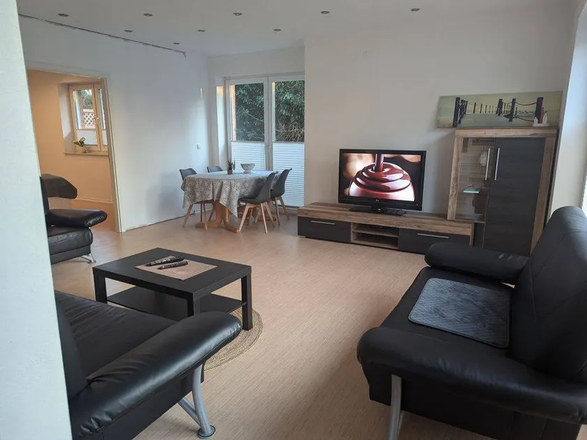 Holiday apartment with garden, BBQ & terrace - Image 1