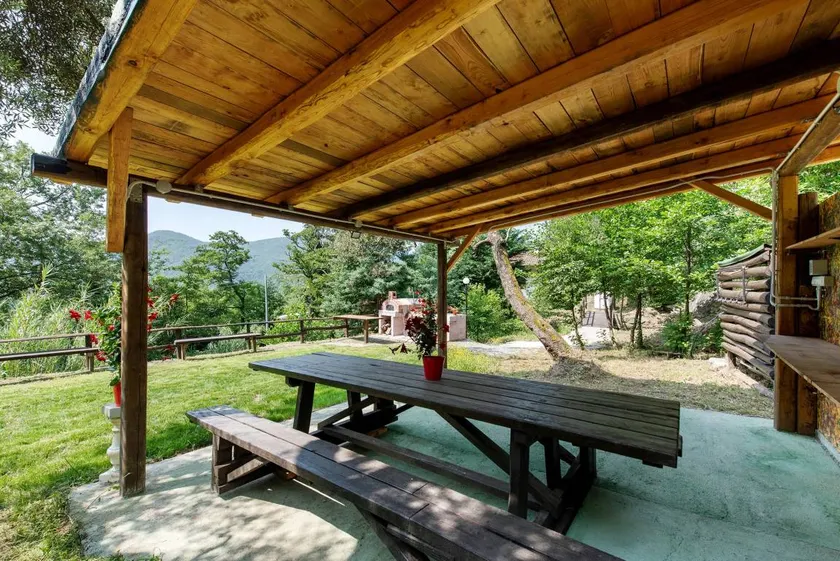 House with terrace, barbeque & garden | Mountain view | Good for workation - Image 1