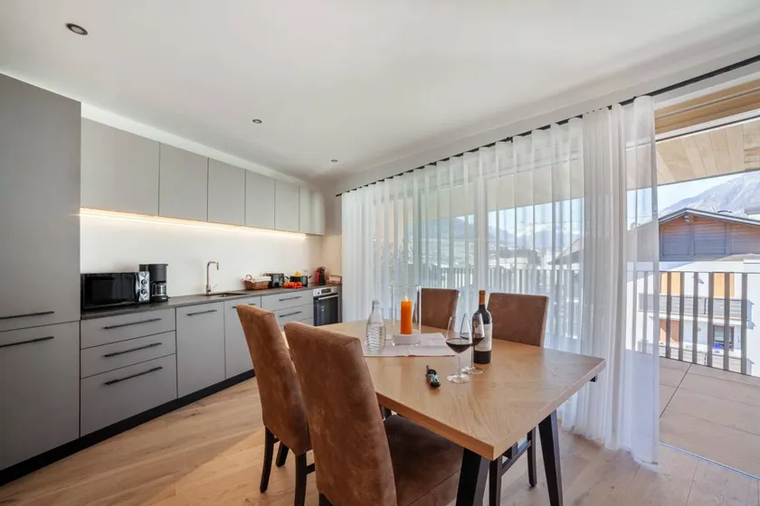 Holiday apartment with barbeque & terrace | Mountain view - Image 1