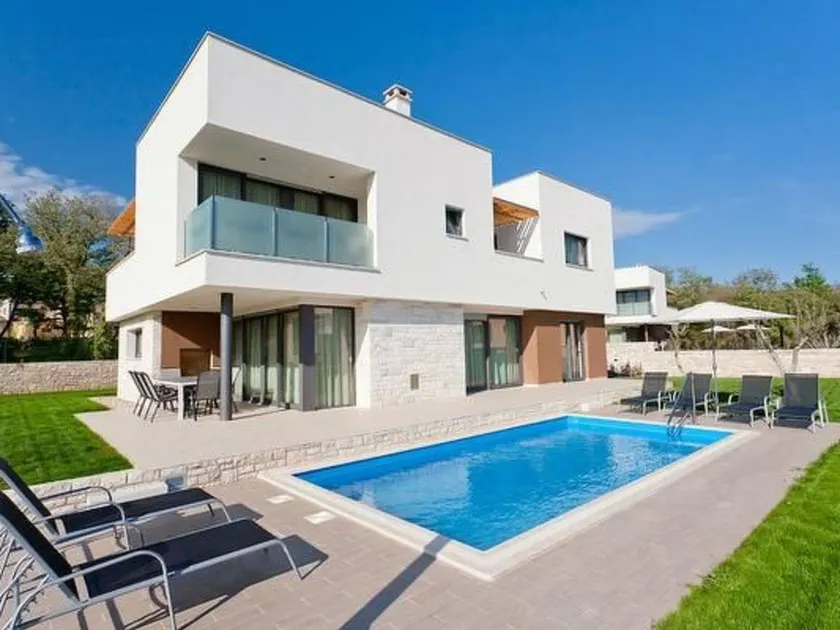 Amaris Villas - Image 1