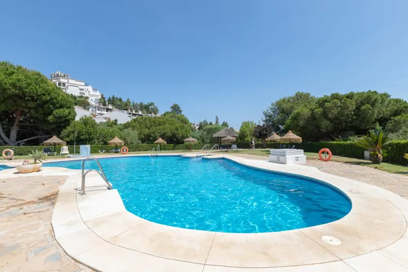 Appartement de vacances avec internet haut débit, barbecue et piscine | Vue mer - Image 1