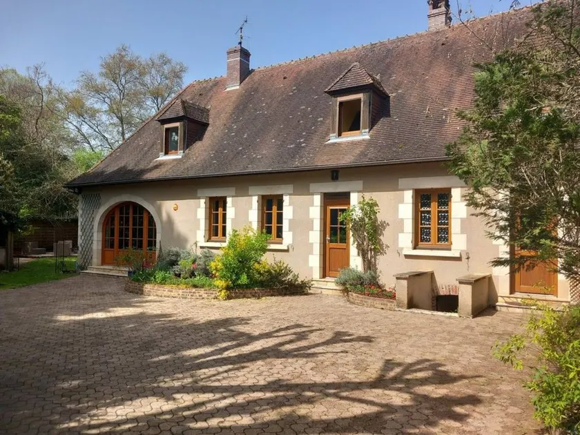 Cottage with garden, jacuzzi & barbecue - Image 1