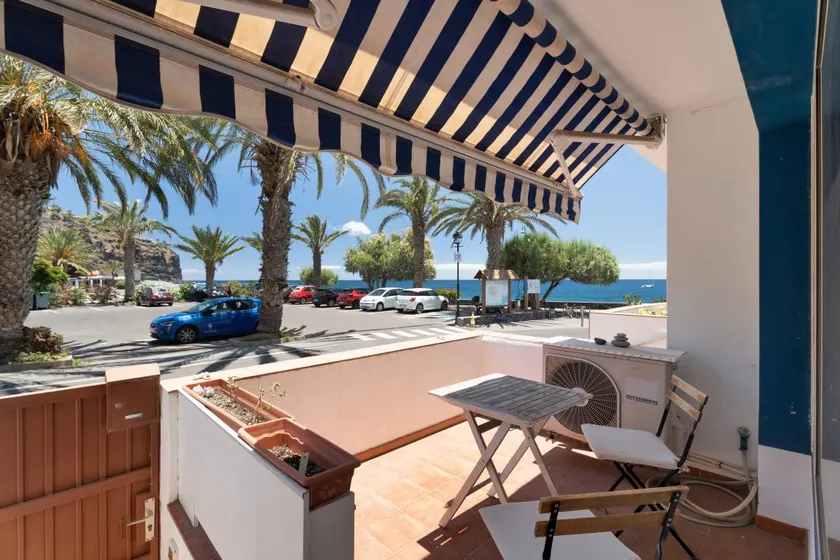 Lovely house with terrace | Sea view | Beach nearby - Image 1