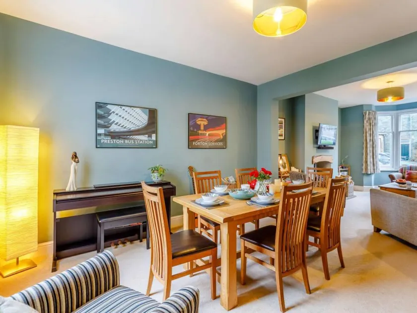 Fully equipped cottage with garden | Pets allowed - Image 1