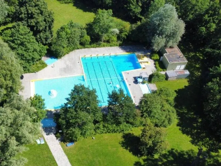 Lovely tent with pool & terrace | Pet-friendly - Image 1