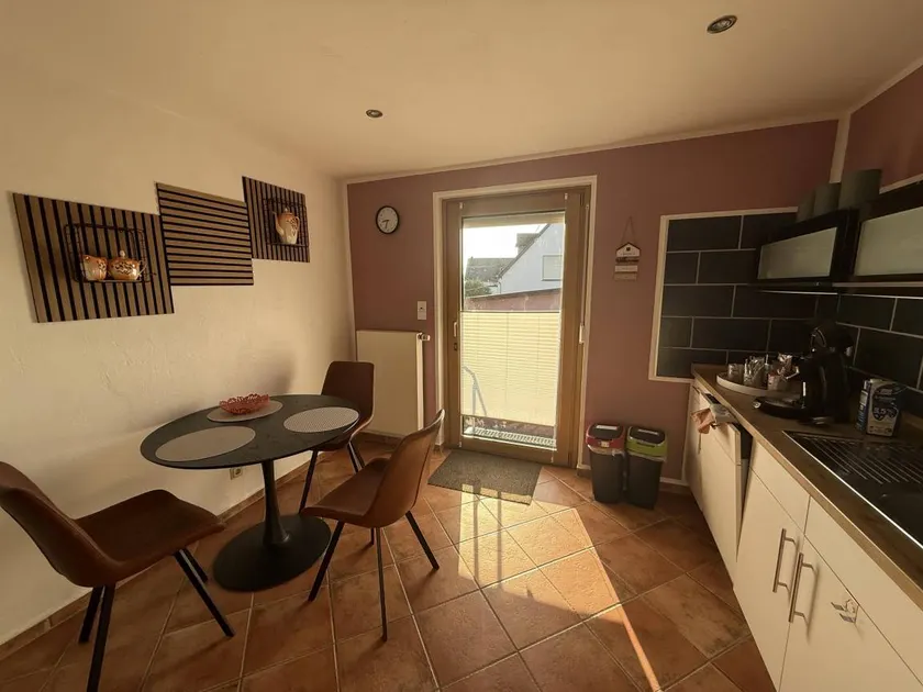 Appartamento con terrazza e giardino - Image 1