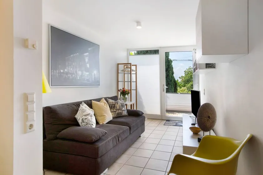 Fully equipped beautiful house with terrace & garden | City view | Perfect for remote work | Pets allowed - Image 1