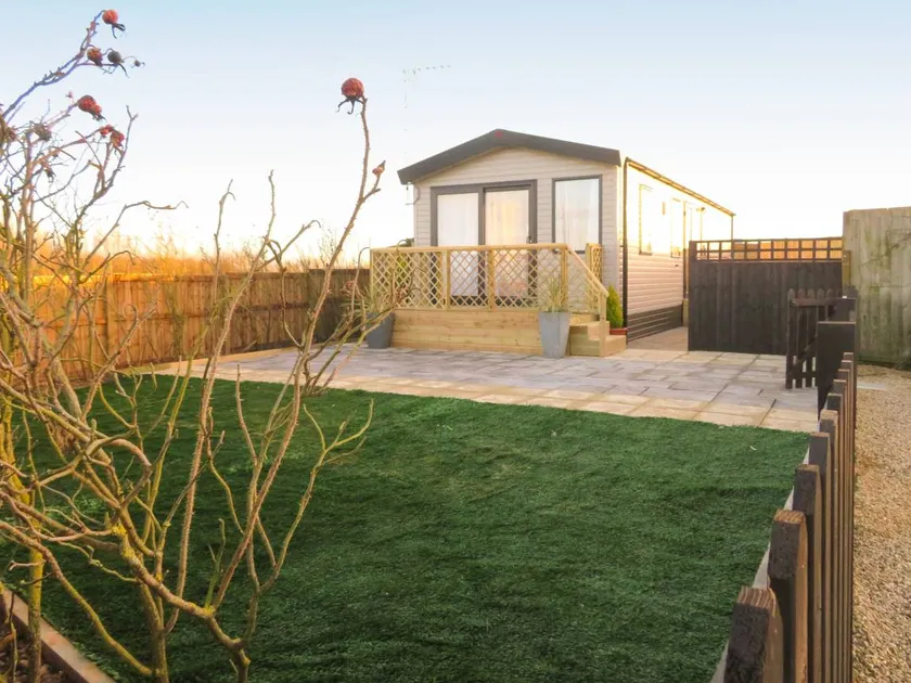 Family-oriented cottage with BBQ & garden | Pets allowed - Image 1