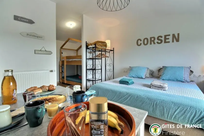Bed and breakfast with 1 bedroom for 4 persons - Image 1