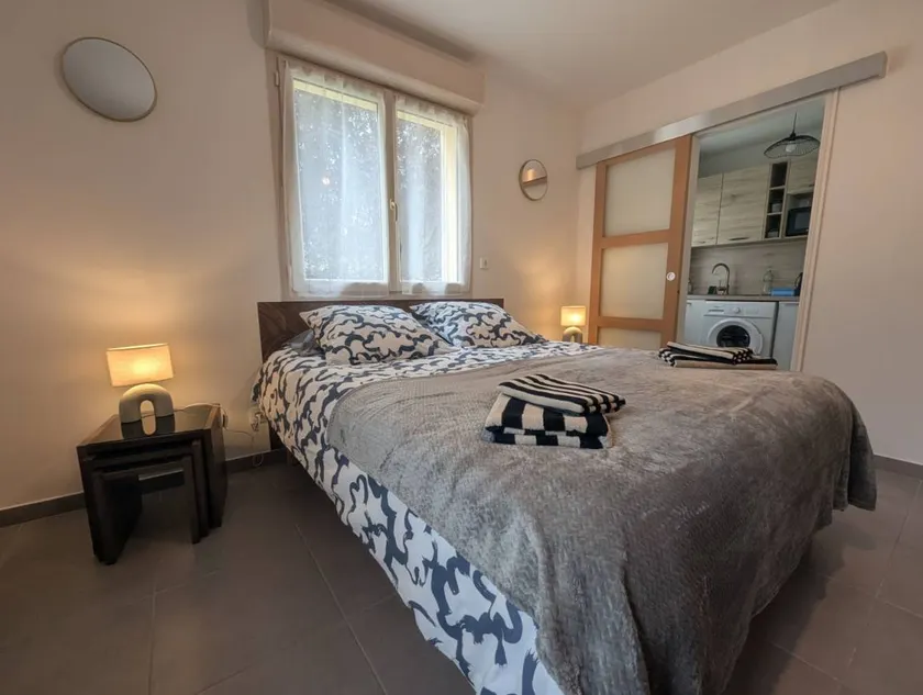 Gite with garden & terrace - Image 1