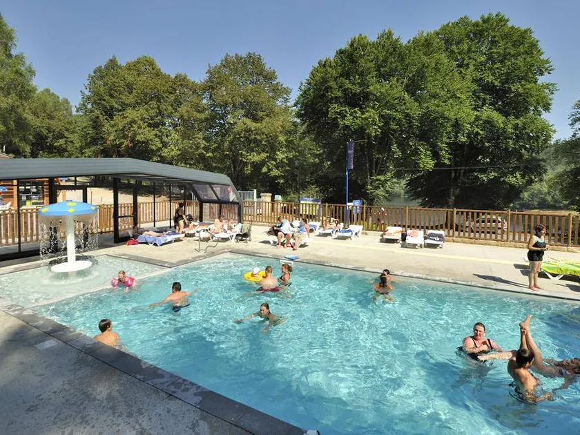 Mobil home avec terrasse et piscine chauffée - Image 1
