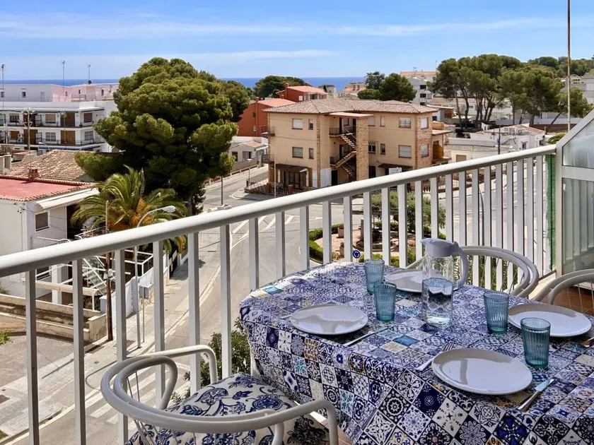 Holiday apartment with terrace - Image 1