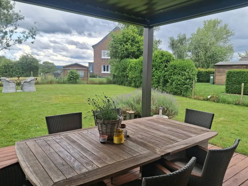 Holiday home with terrace, jacuzzi & garden - Image 1