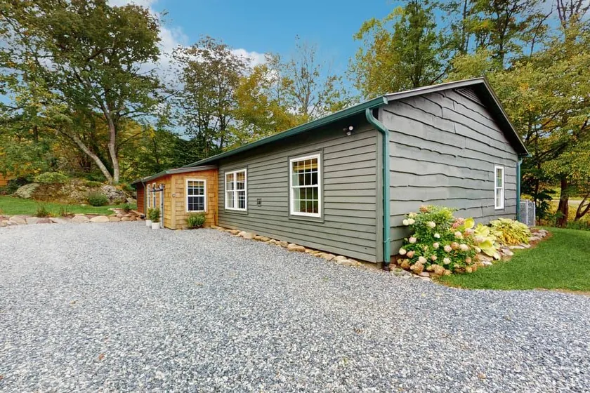 River Rock Cottage - Image 1